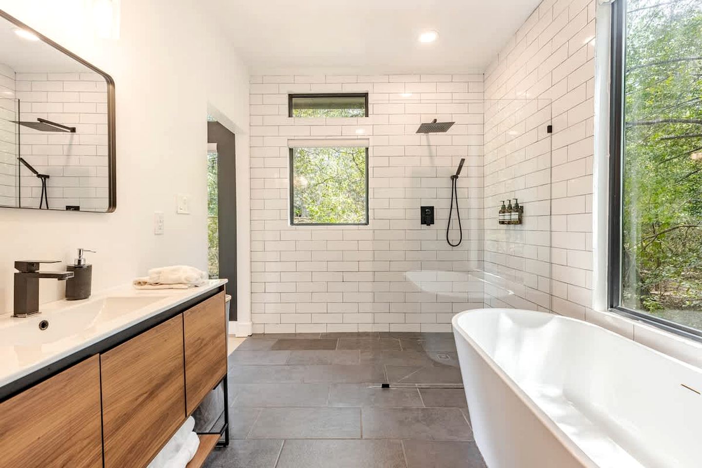 Modern Farmstay Cabin with Friendly Animals, Pond Views & Nature Trails Near Cedar Creek, Texas