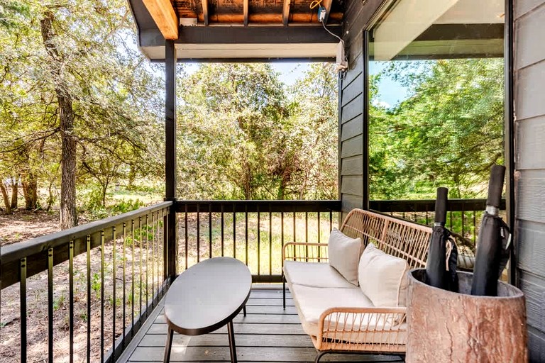 Cabins (United States of America, Cedar Creek, Texas)