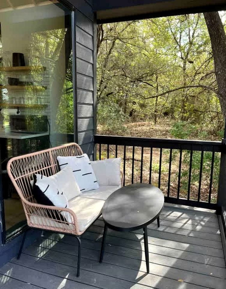 Tranquil Modern Cabin with Friendly Farm Animals & Pond Views Near Cedar Creek, Texas