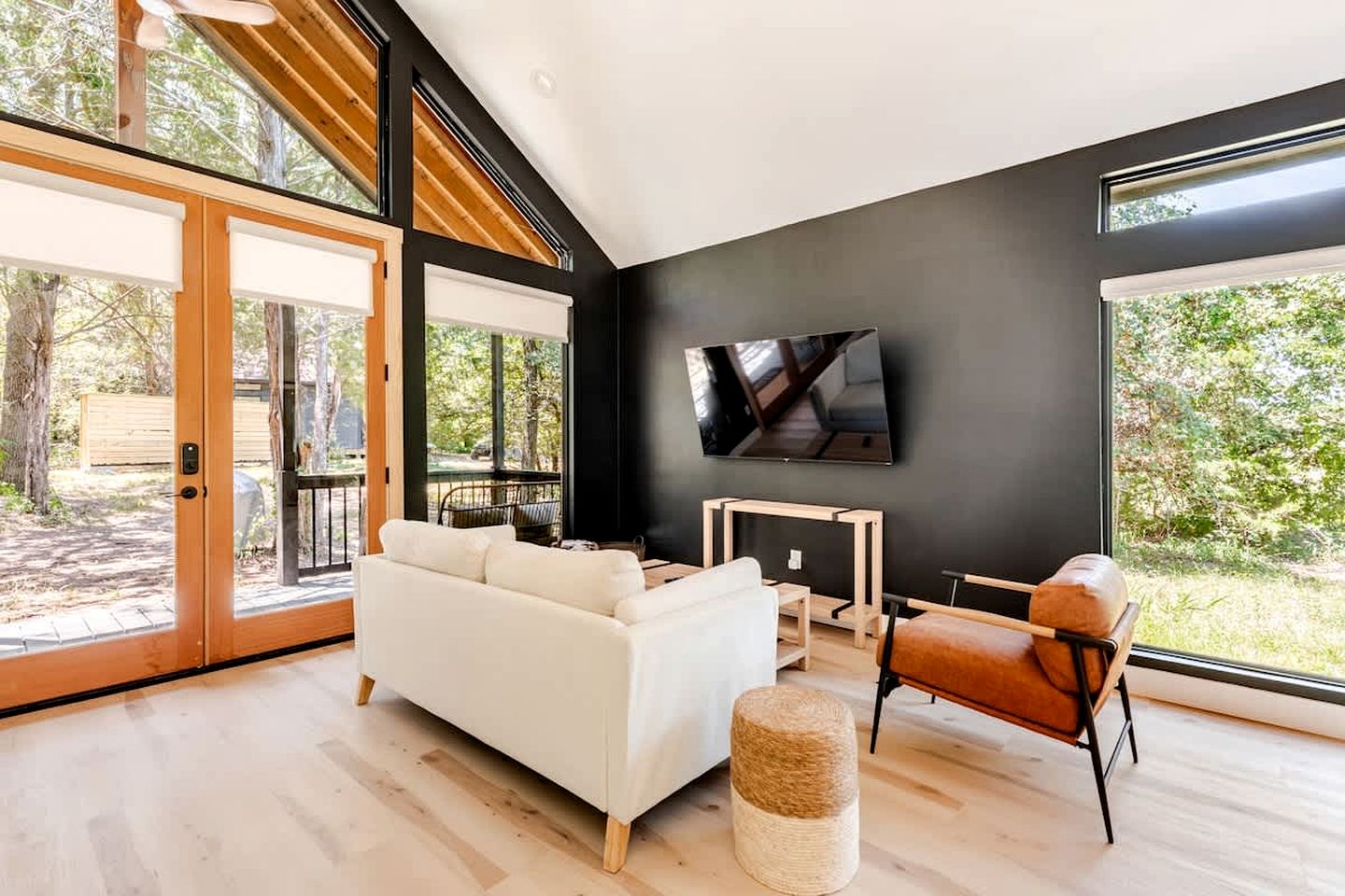 Tranquil Modern Cabin with Friendly Farm Animals & Pond Views Near Cedar Creek, Texas