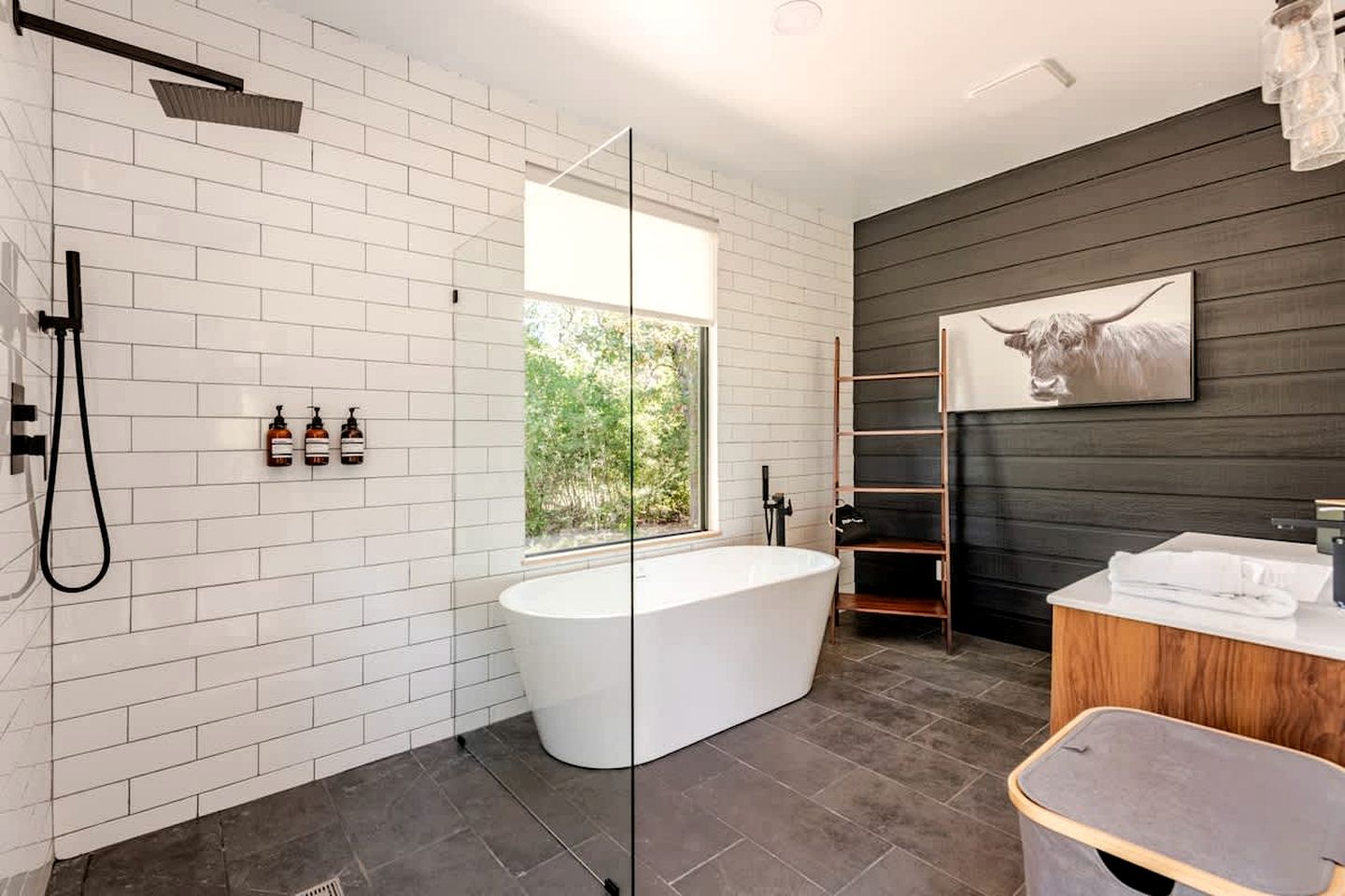 Tranquil Modern Cabin with Friendly Farm Animals & Pond Views Near Cedar Creek, Texas