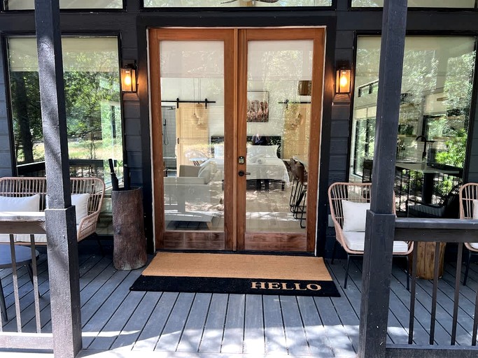 Cabins (United States of America, Cedar Creek, Texas)