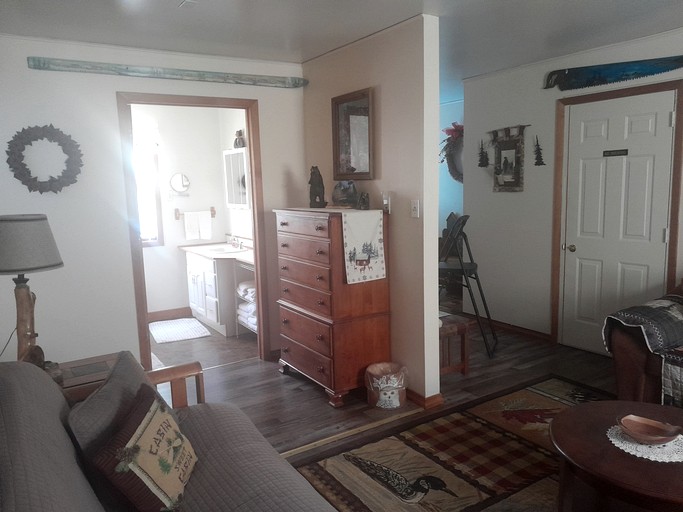 Cabins (United States of America, Indian Lake, New York)