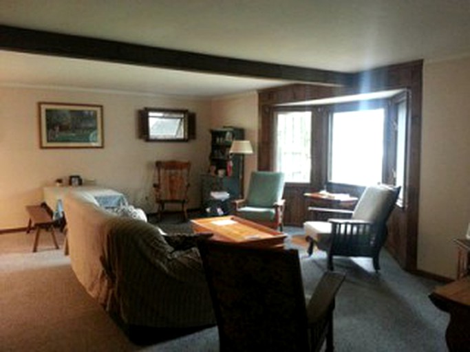 Cabins (Raquette Lake, New York, United States)