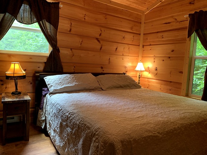 Cabins (United States of America, Monterville, West Virginia)