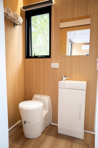 Tiny Houses (Australia, Glenwood, New South Wales)