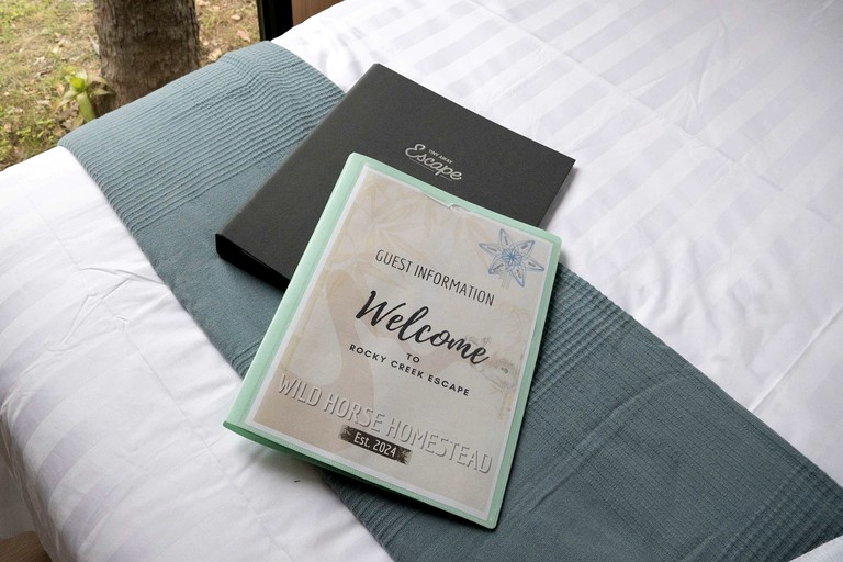 Tiny Houses (Australia, Glenwood, New South Wales)