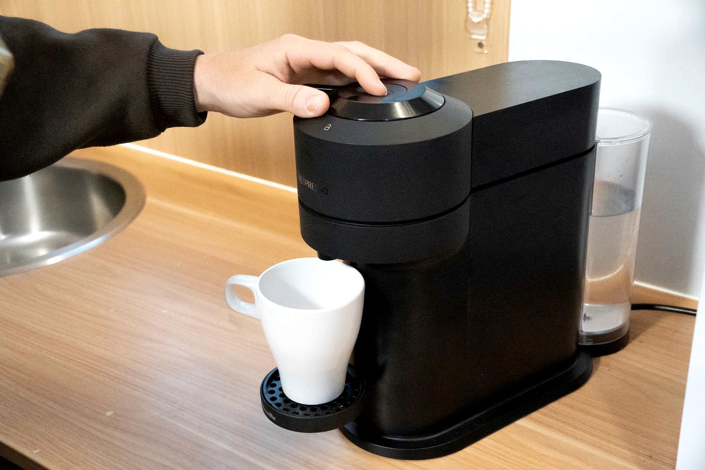 Relaxing Tiny House Escape with Stunning Rocky Creek Views, Nestled in the Foothills of the Bauple Mountains in Glenwood, New South Wales