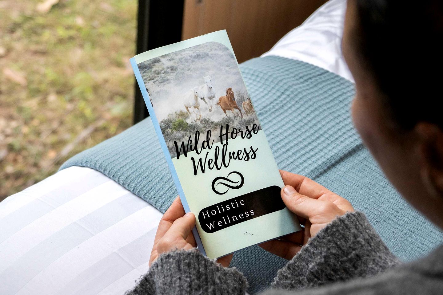 Relaxing Tiny House Escape with Stunning Rocky Creek Views, Nestled in the Foothills of the Bauple Mountains in Glenwood, New South Wales