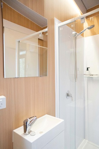 Tiny Houses (Australia, Glenwood, New South Wales)