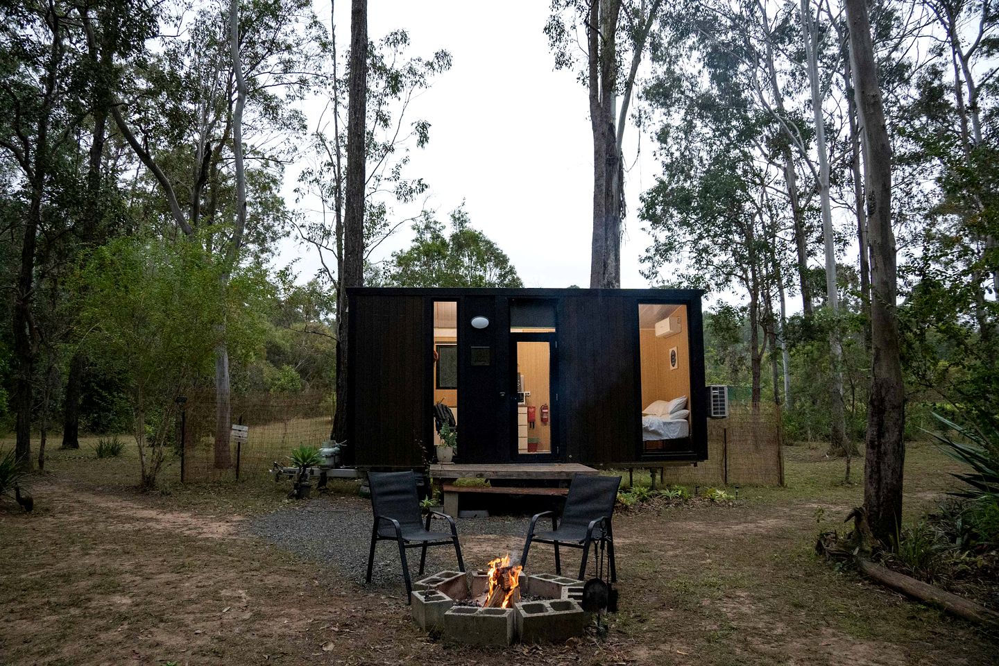 Relaxing Tiny House Escape with Stunning Rocky Creek Views, Nestled in the Foothills of the Bauple Mountains in Glenwood, New South Wales