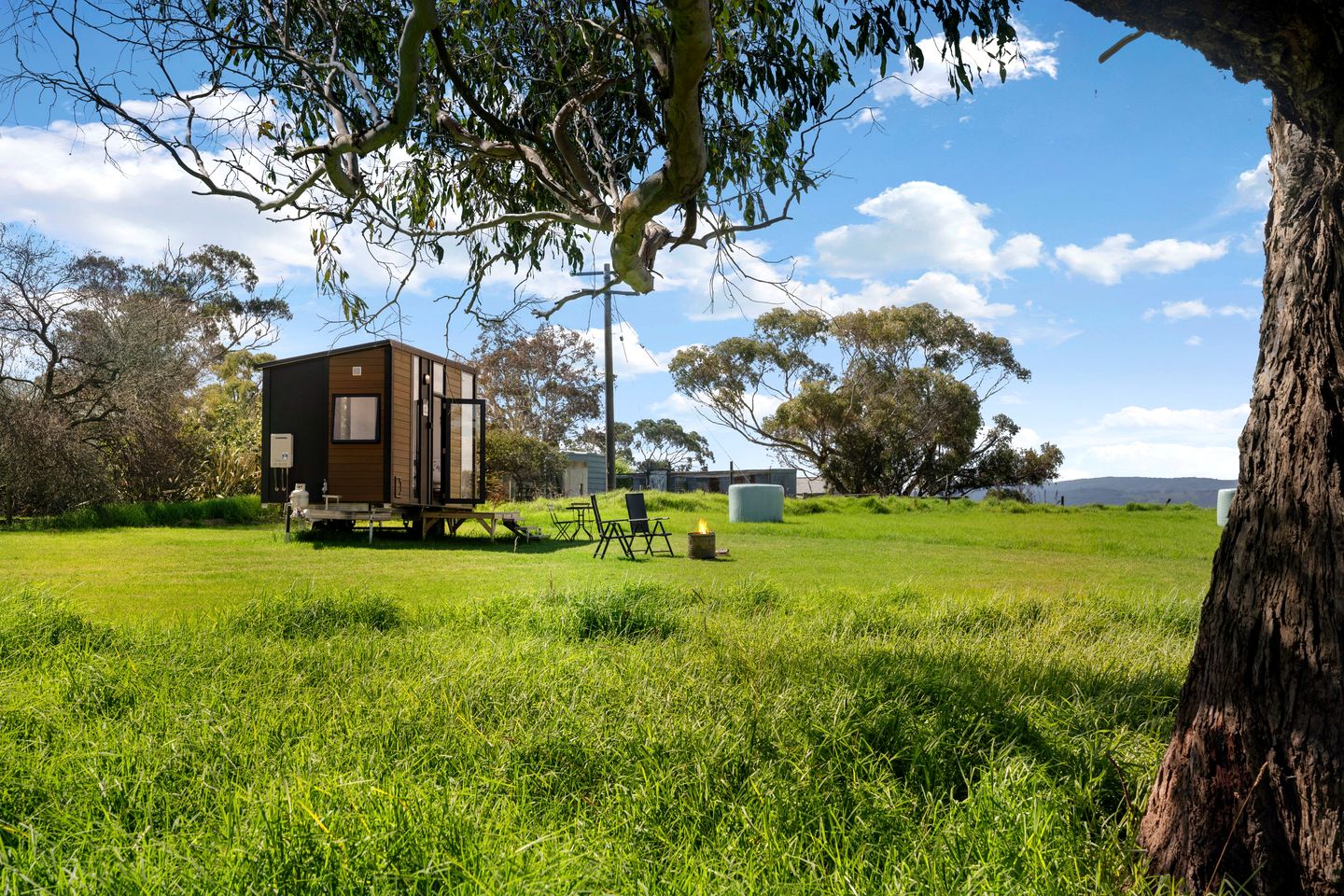Relaxing Tiny House with Fire Pit Surrounded by Landscape and Wildlife in Alberton West, Victoria