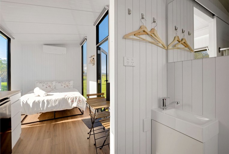 Tiny Houses (Australia, Alberton West, Victoria)