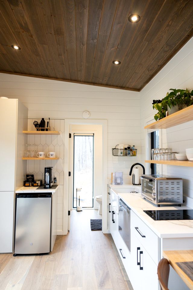 Relaxing Tiny House Nestled Amidst Trees in Madison, Virginia