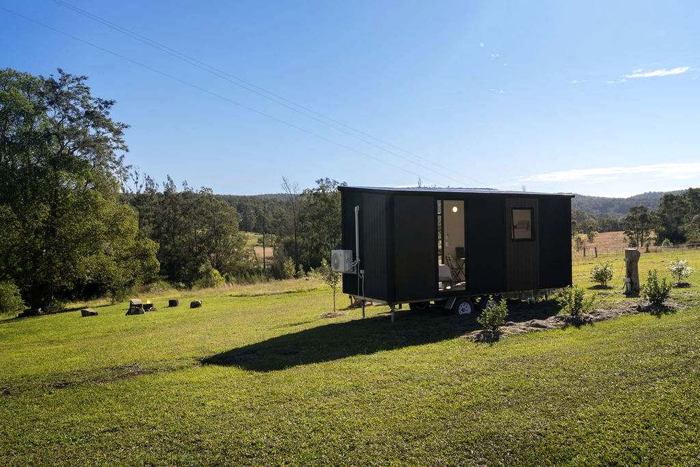 Relaxing Tiny House Perfect for Horse Lovers with Firepit in New South Wales, Australia