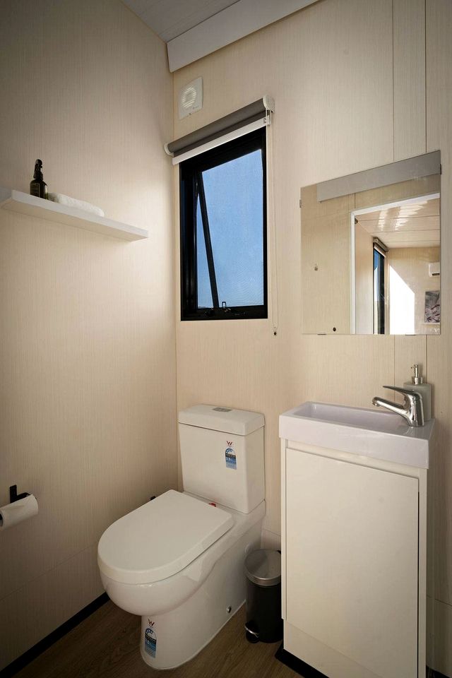 Relaxing Tiny House Perfect for Horse Lovers with Firepit in New South Wales, Australia