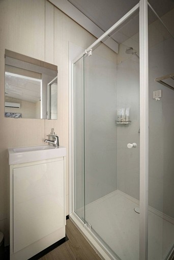 Tiny Houses (Australia, Glenreagh, New South Wales)