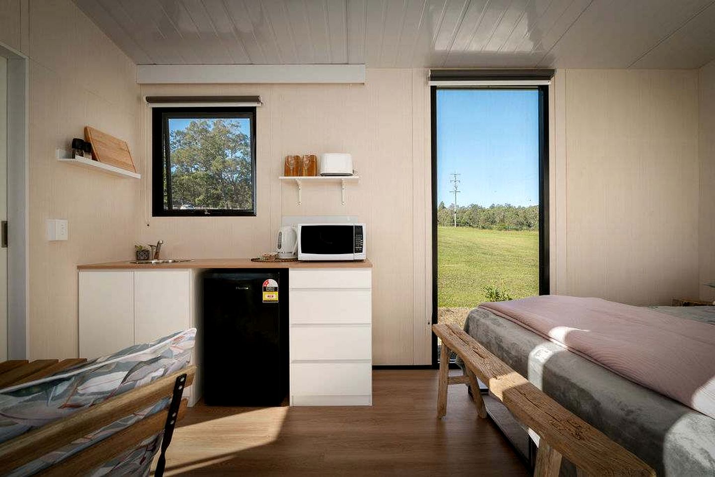 Relaxing Tiny House Perfect for Horse Lovers with Firepit in New South Wales, Australia