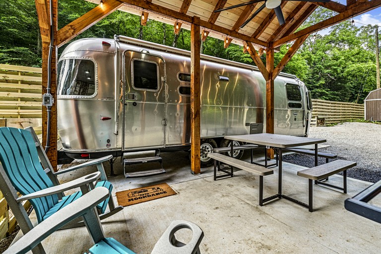 Remarkable Airstream Completely Equipped with Private Patio in Tennessee