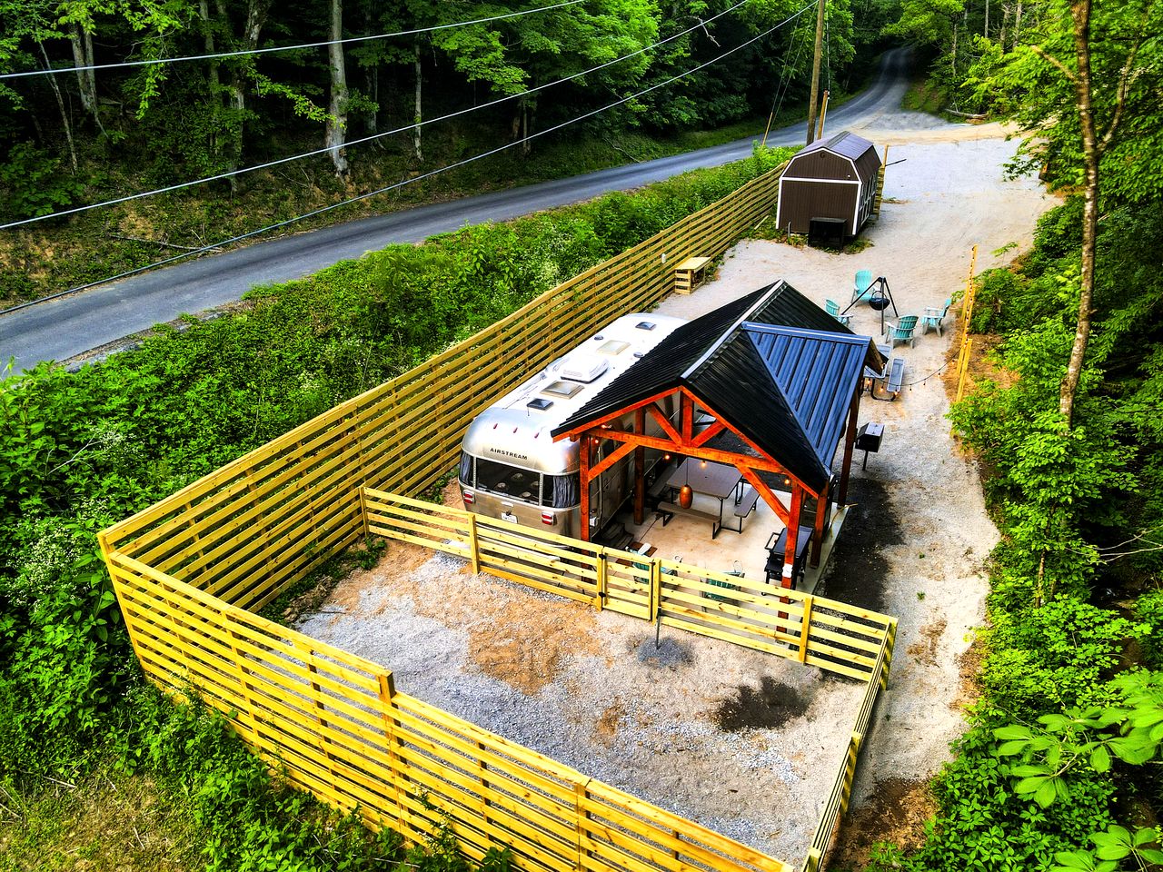 Remarkable Airstream Completely Equipped with Private Patio in Tennessee