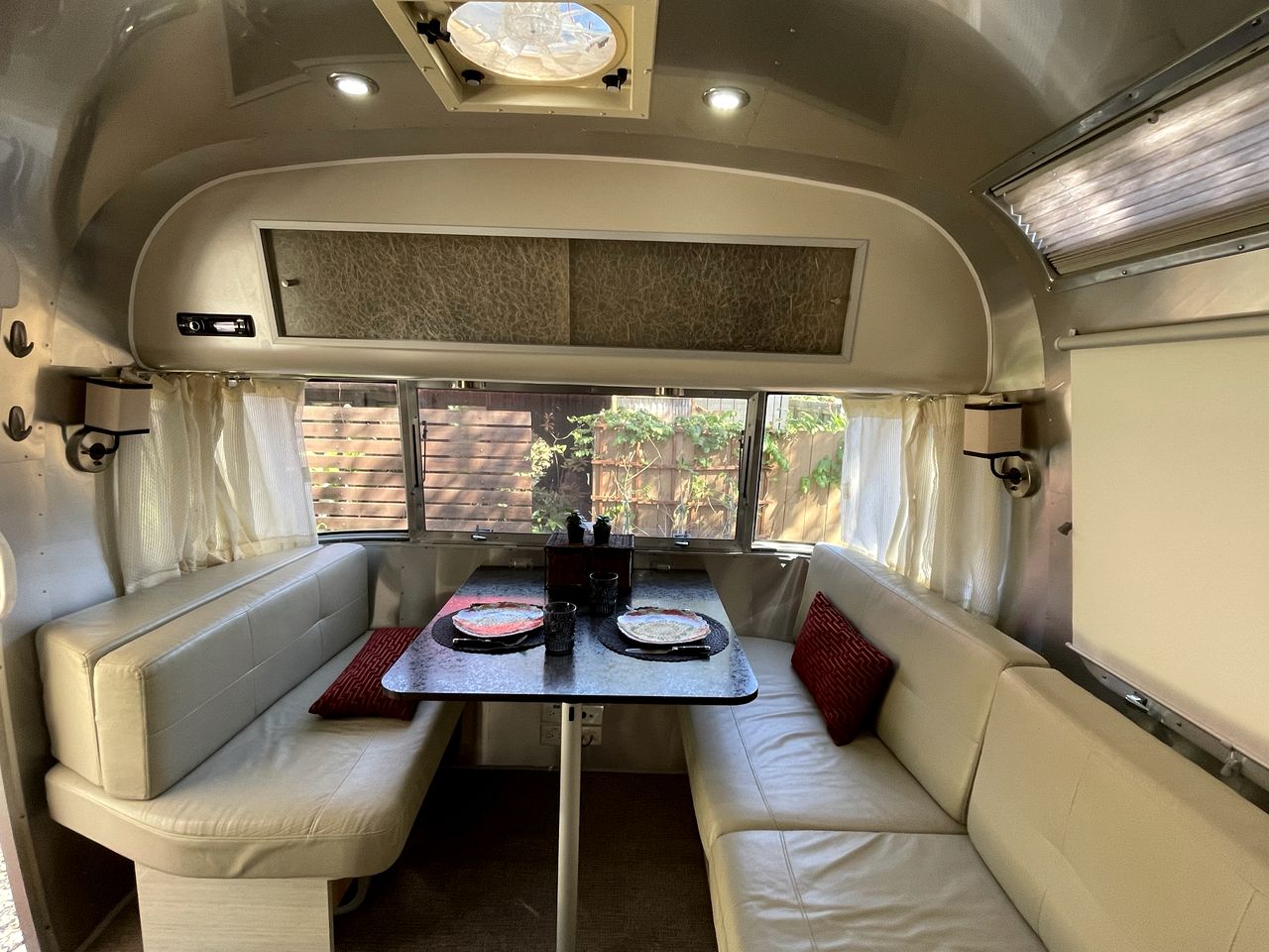 Remarkable Airstream Completely Equipped with Private Patio in Tennessee