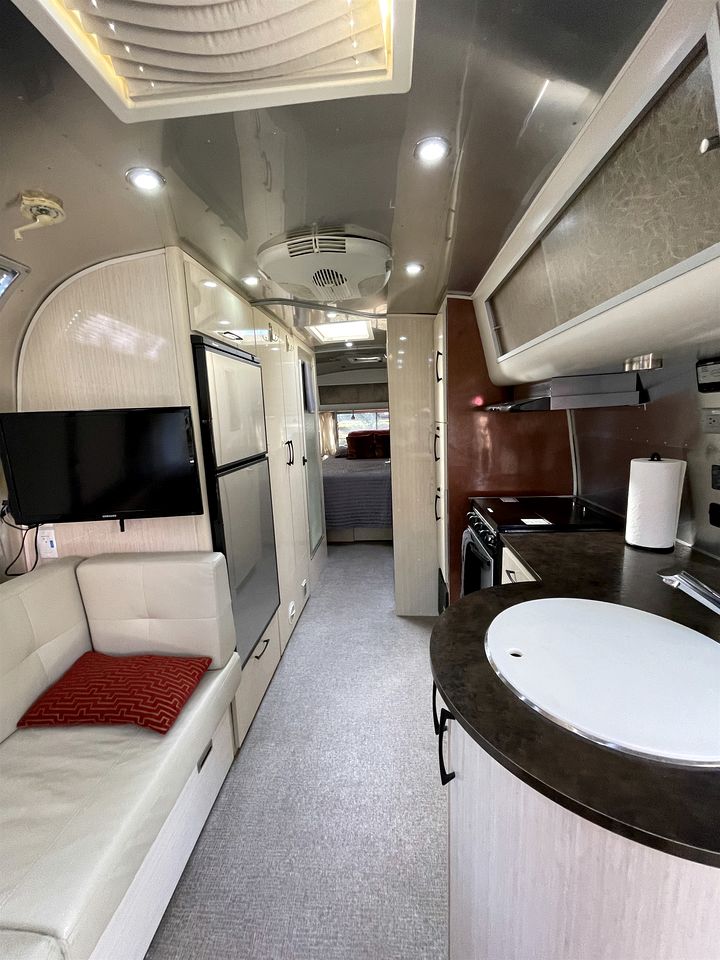 Remarkable Airstream Completely Equipped with Private Patio in Tennessee