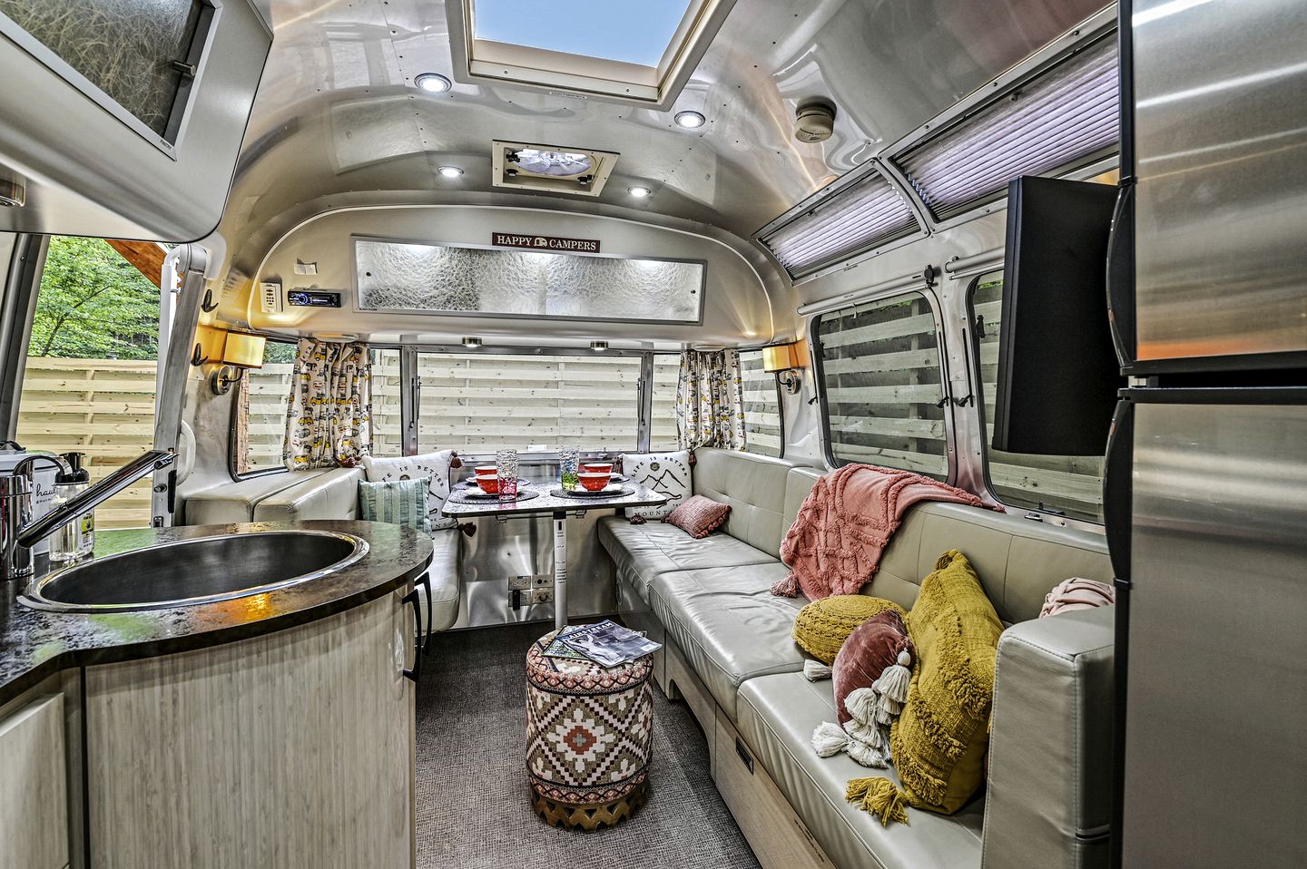 Remarkable Airstream Completely Equipped with Private Patio in Tennessee