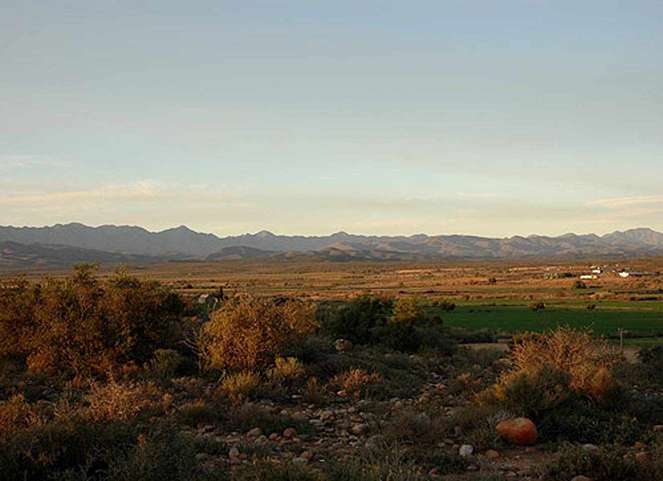 Remarkable Bungalow Hut in Klein Karoo, South Africa