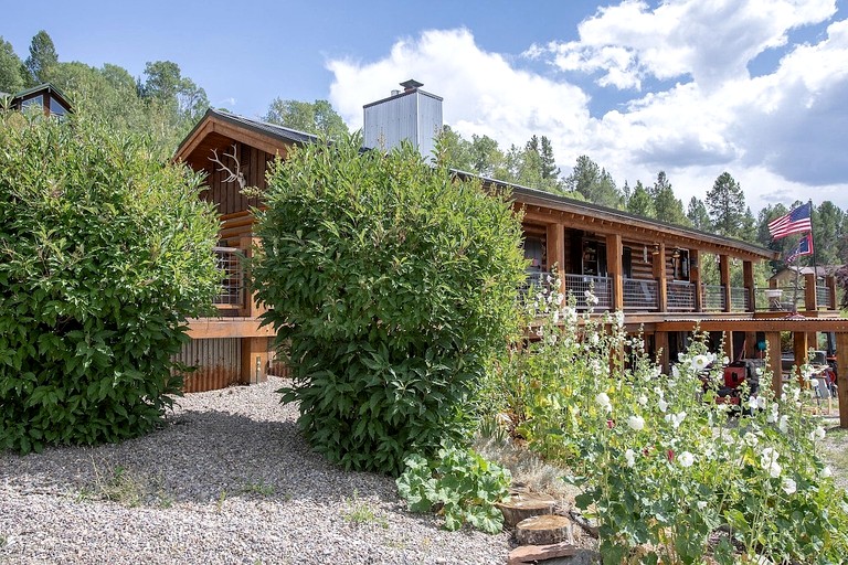Cabins (United States of America, Alpine, Wyoming)
