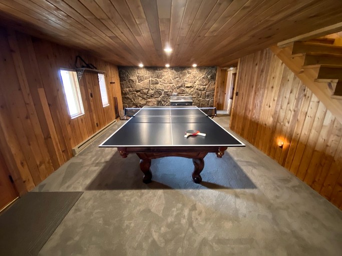 Cabins (United States of America, Alpine, Wyoming)