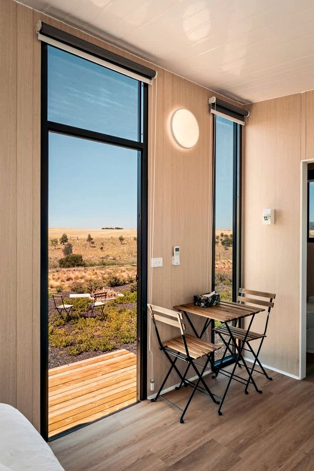 Remote Equipped Tiny House Majestic Sunset Views in Victoria