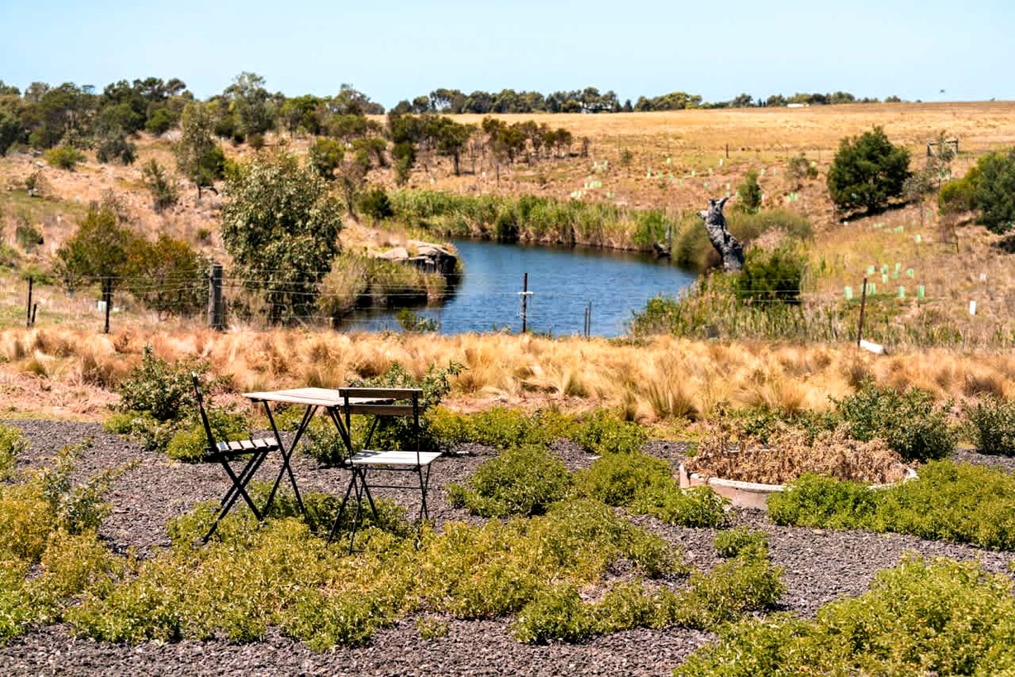 Remote Equipped Tiny House Majestic Sunset Views in Victoria