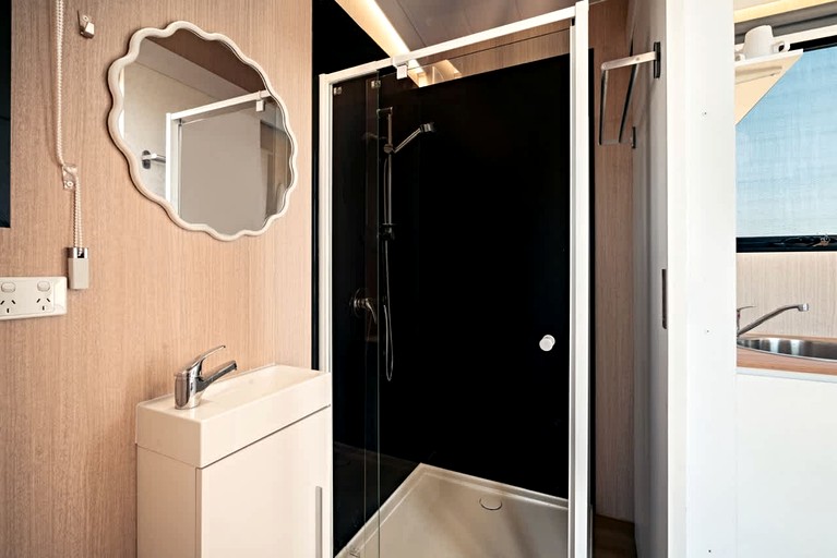 Tiny Houses (Australia, Wyndham Vale, Victoria)