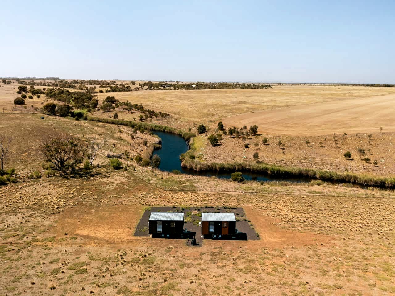 Remote Equipped Tiny House Majestic Sunset Views in Victoria