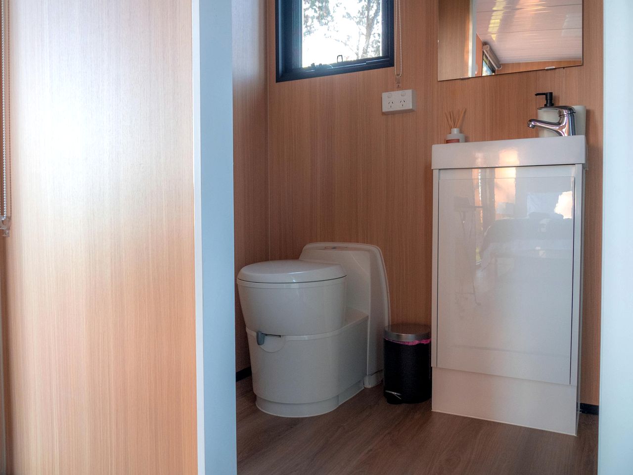 Remote Tiny House with Amazing Landscape Ideal for Two in New South Wales