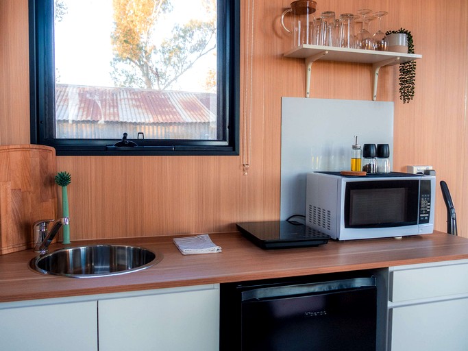 Tiny Houses (Australia, Colinroobie, New South Wales)