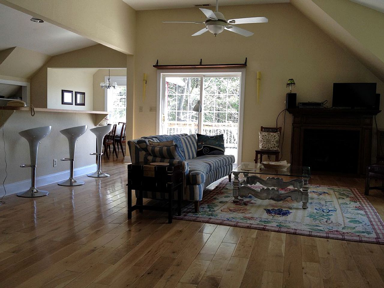 Family-Friendly Cabin with Panoramic Mountain Views next to Pisgah National Forest