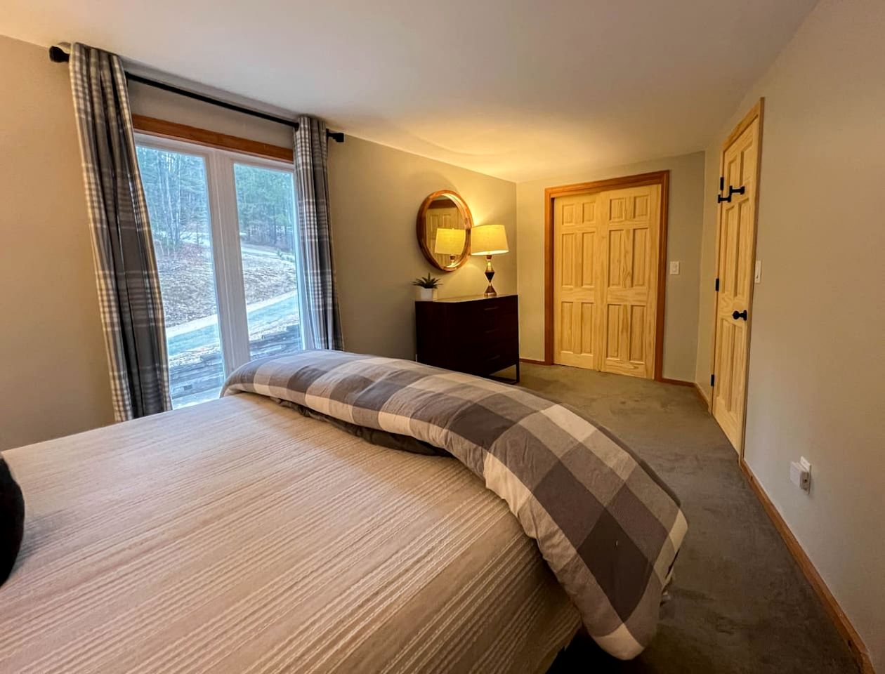 Renovated Cabin Perfect for Families in New Hampshire
