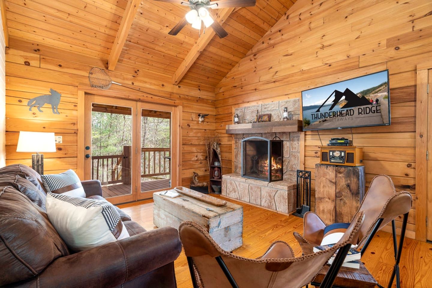 Renovated Cabin Near Great Smoky Mountains National Park, Tennessee