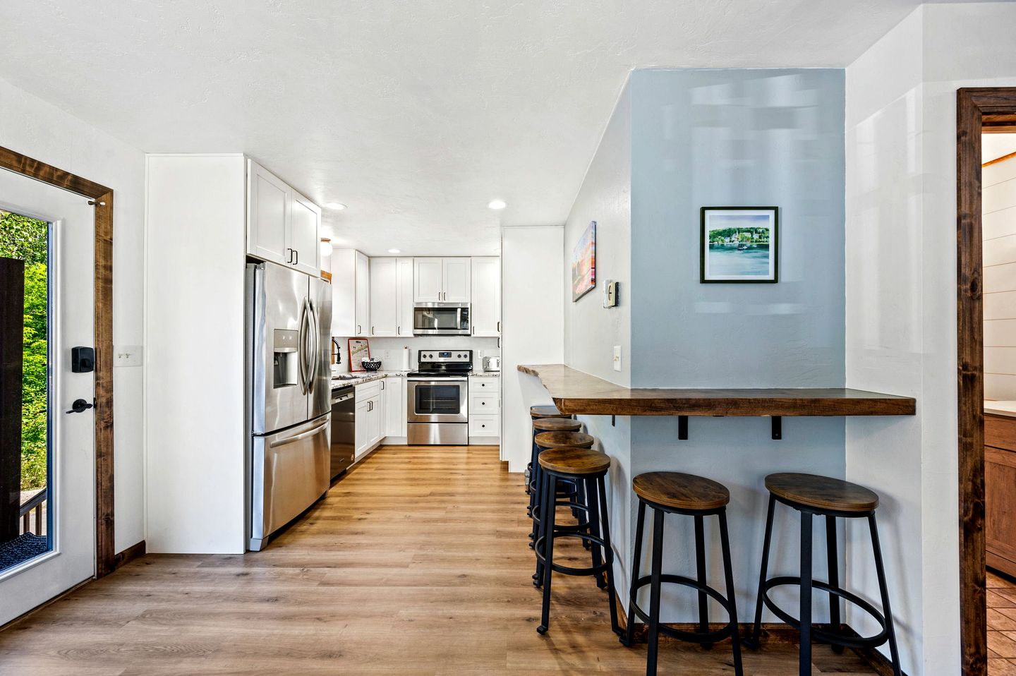 Renovated Cabin with Beach Views in Sister Bay, Wisconsin