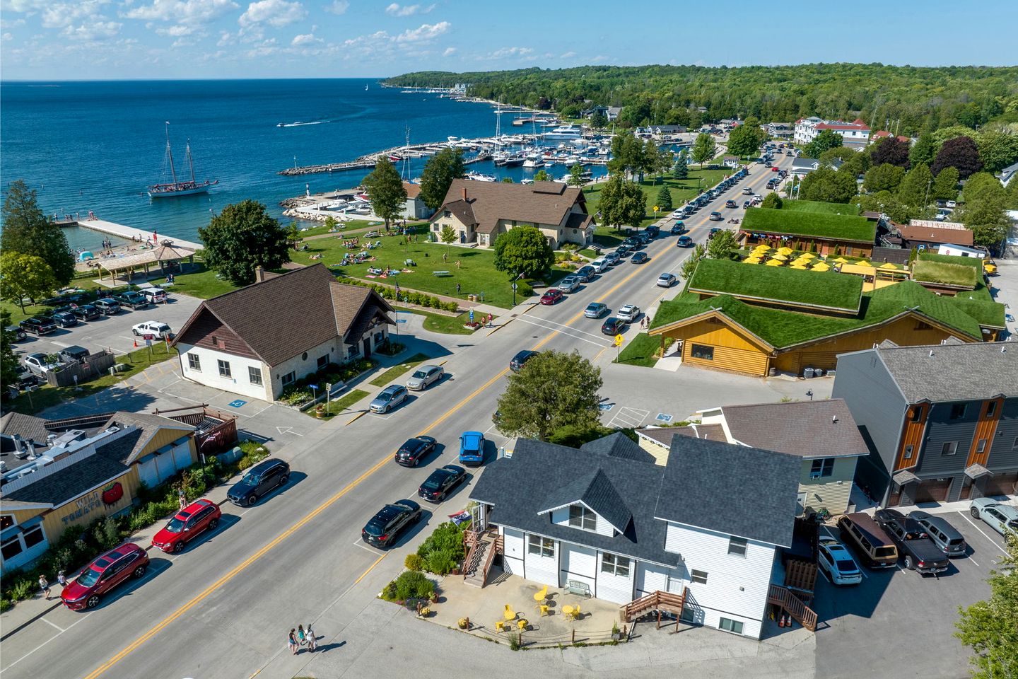 Renovated Cabin with Beach Views in Sister Bay, Wisconsin