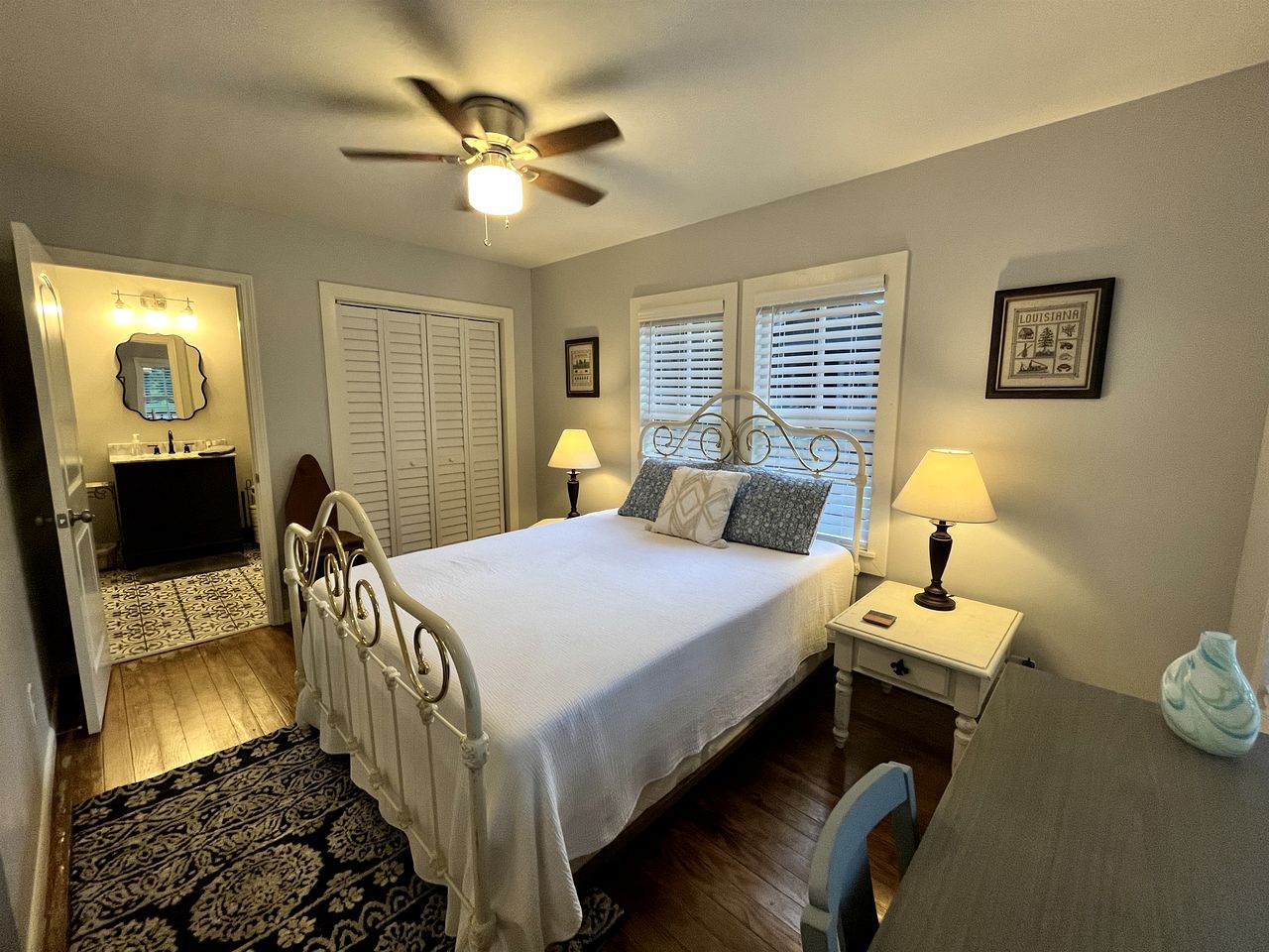 Renovated Waterfront Cottages Ideal for Families or Groups in Louisiana