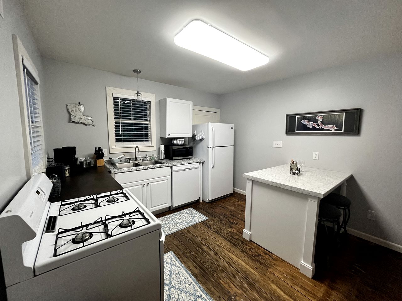 Renovated Waterfront Cottages Ideal for Families or Groups in Louisiana