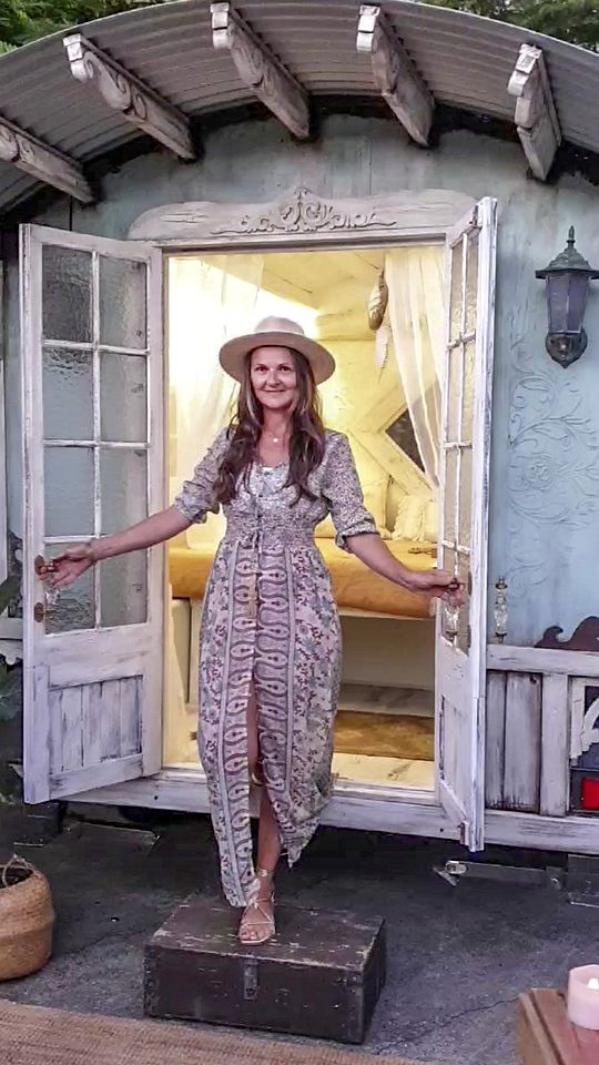 Vintage Gold Coast Accommodation for Couples