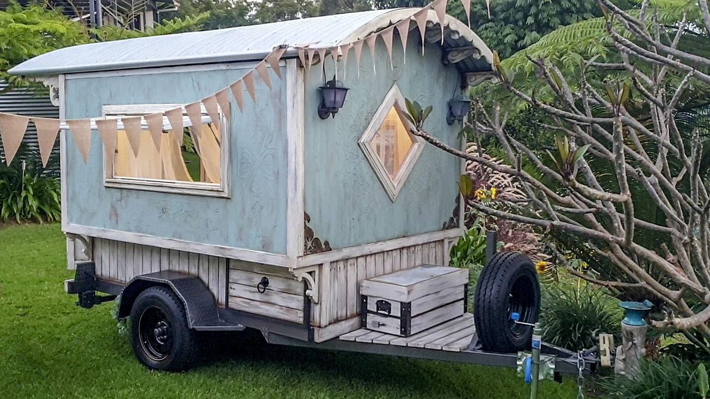 Vintage Gold Coast Accommodation for Couples