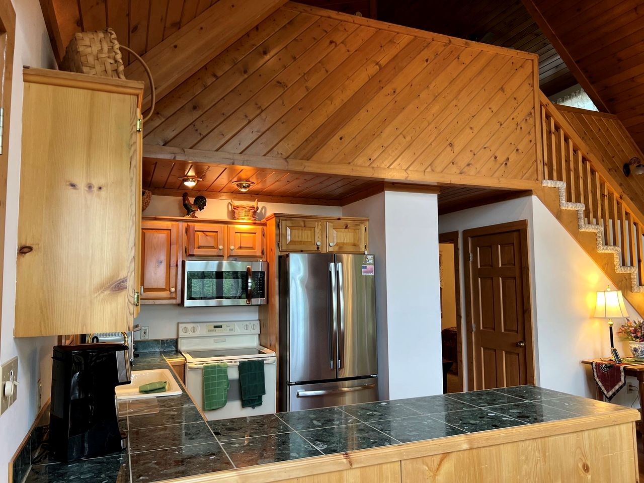 Serene Cabin in the Mountains with Hot Tub in Sevierville, Tennessee