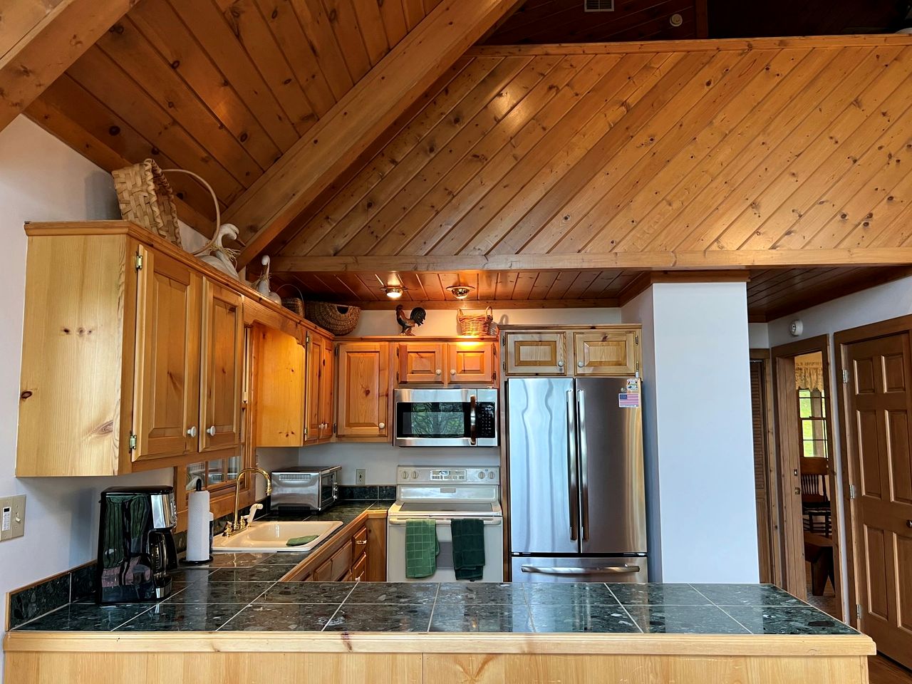 Serene Cabin in the Mountains with Hot Tub in Sevierville, Tennessee