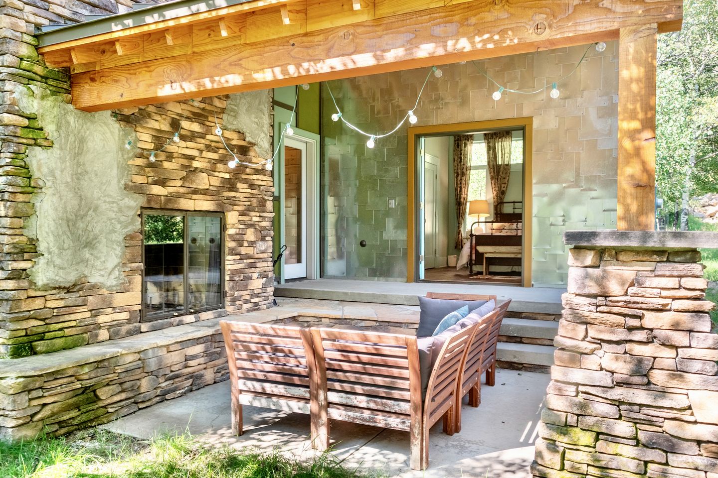 Spectacular Rental with Amazing Indoor and Outdoor Design in Colorado