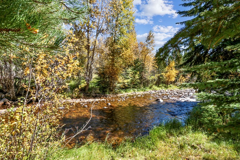 Floating Homes (United States of America, Estes Park, Colorado)