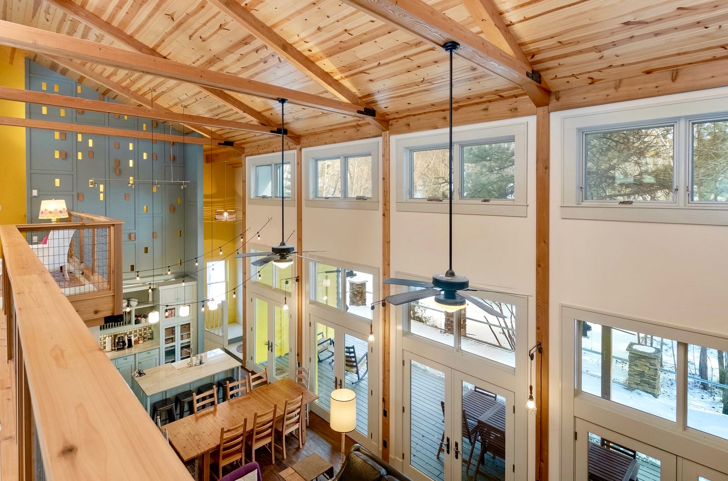 Spectacular Rental with Amazing Indoor and Outdoor Design in Colorado